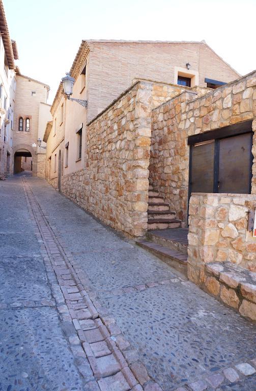 Casa Rural Os Arregueses Alquezar Ngoại thất bức ảnh