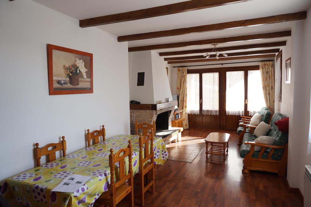 Casa Rural Os Arregueses Alquezar Ngoại thất bức ảnh